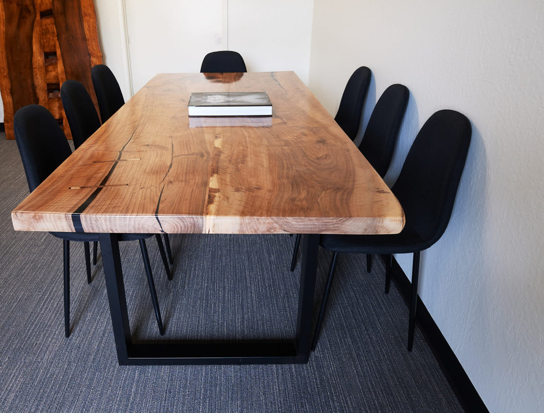 How to polish wood table