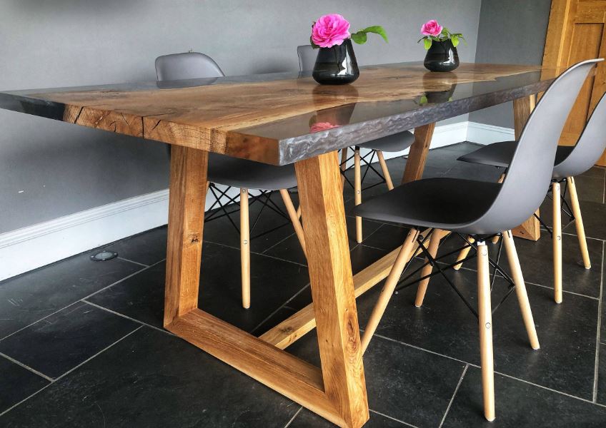Pros and Cons of epoxy kitchen table