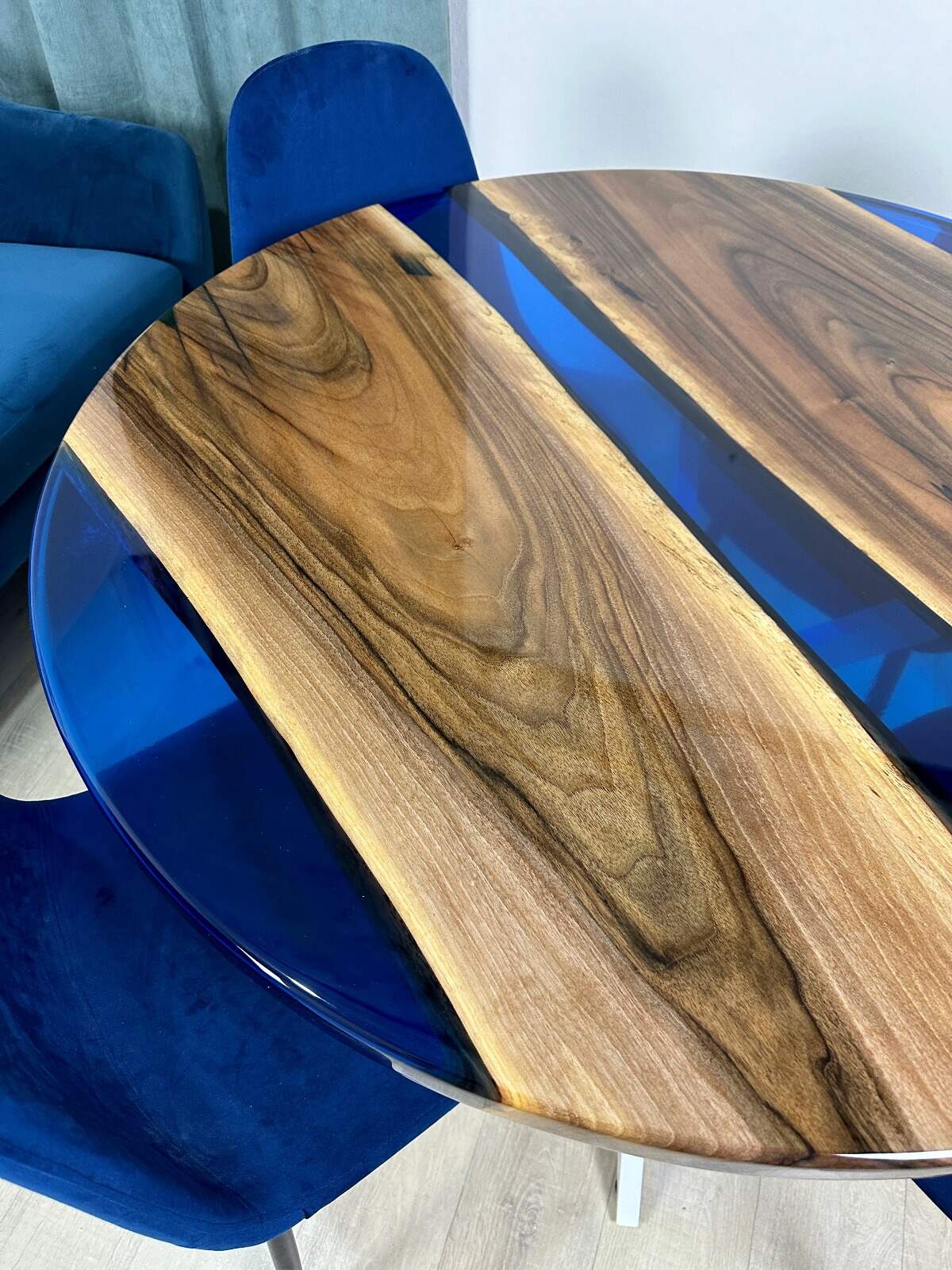Blue Horizon Walnut Round Table