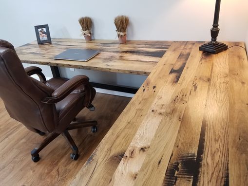 Custom Wood Office Desks [Collection 2024]