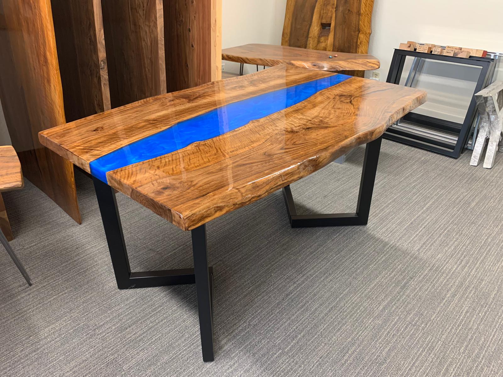 Maxiwoods Custom Solid Wood Tables