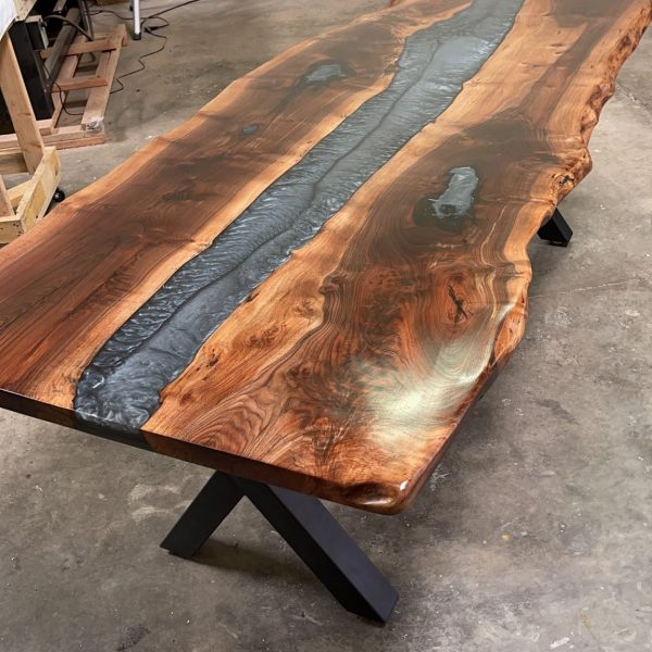 American Walnut Epoxy Acrylic Varnish Dining Table